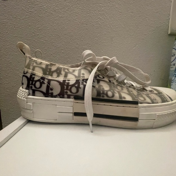 B23 Dior League Low-Top Sneaker - Picture 3 of 5